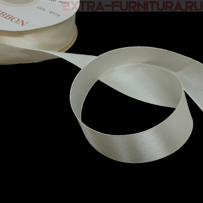 Лента атласная 24 мм цв 175 сумрачно-белый рул. 27,42м